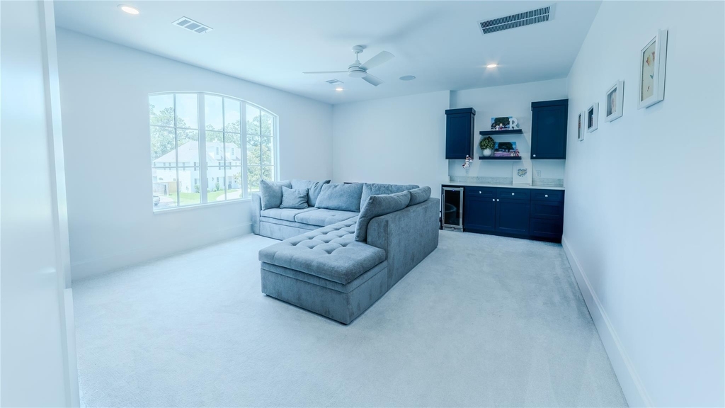 974 W 43rd Street - Photo 38