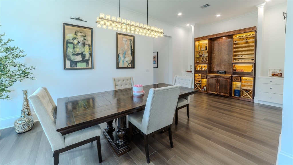 974 W 43rd Street - Photo 11