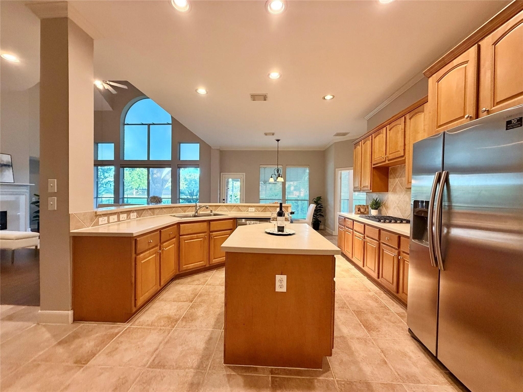 24527 Bay Hill Boulevard - Photo 16
