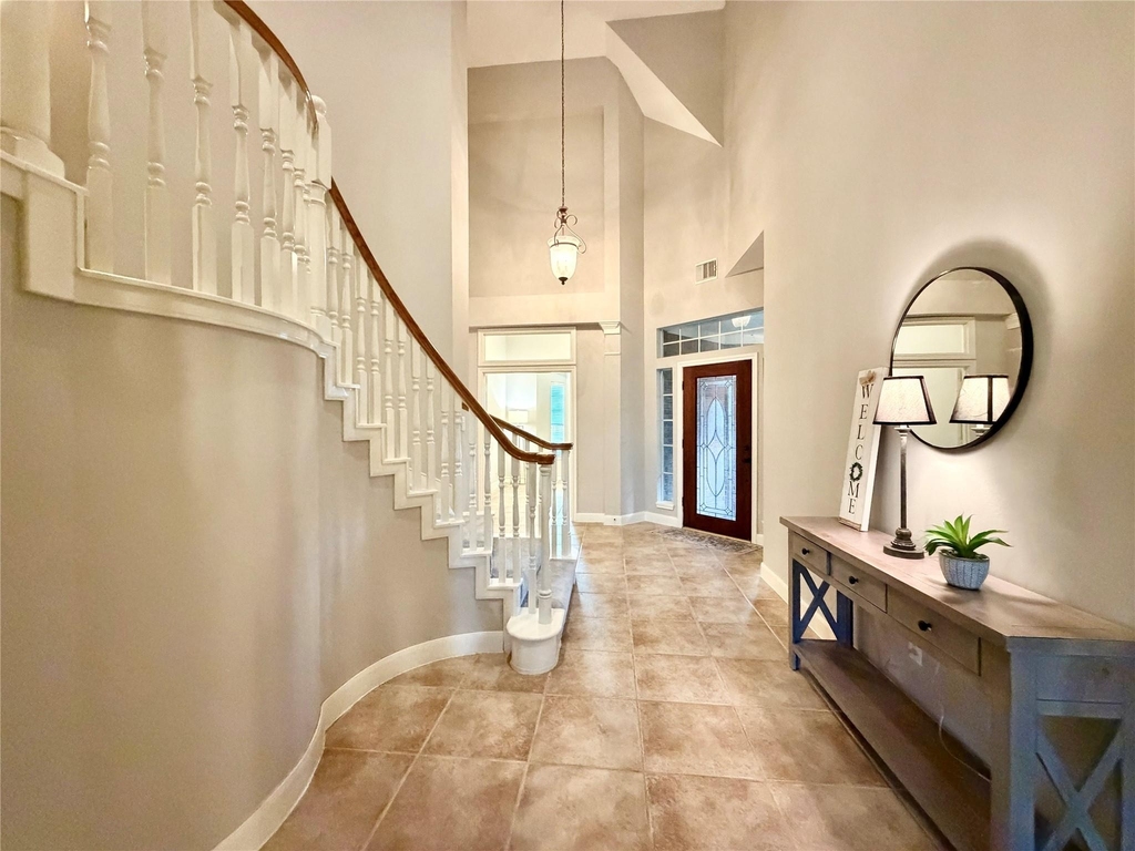 24527 Bay Hill Boulevard - Photo 3
