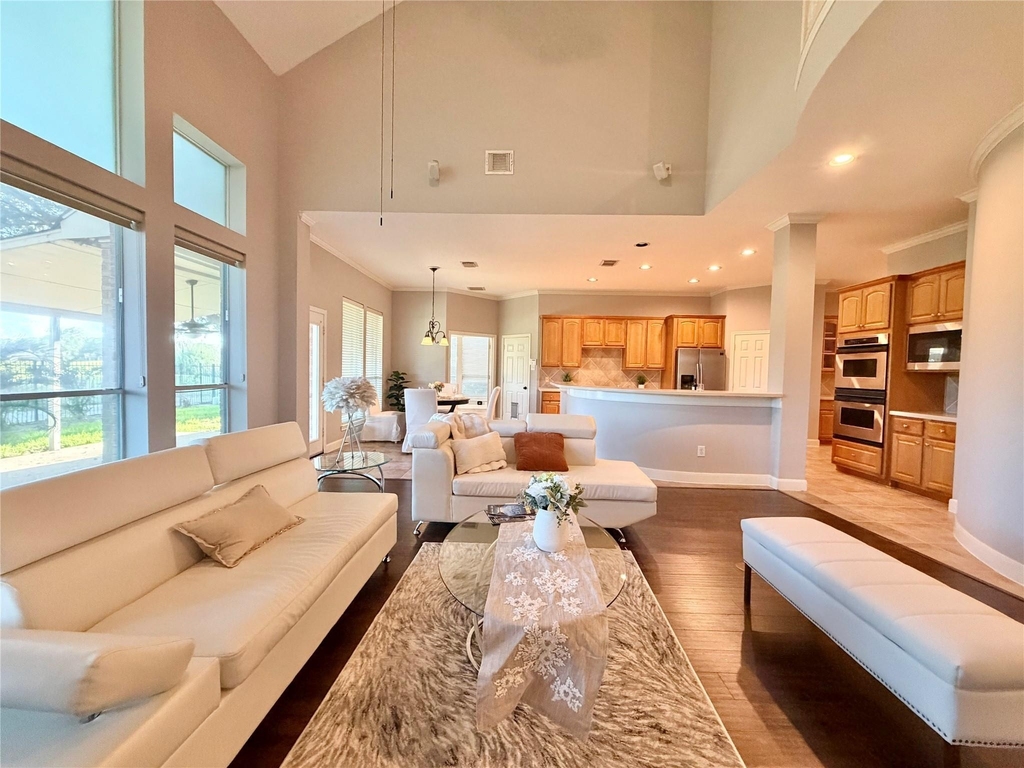 24527 Bay Hill Boulevard - Photo 2