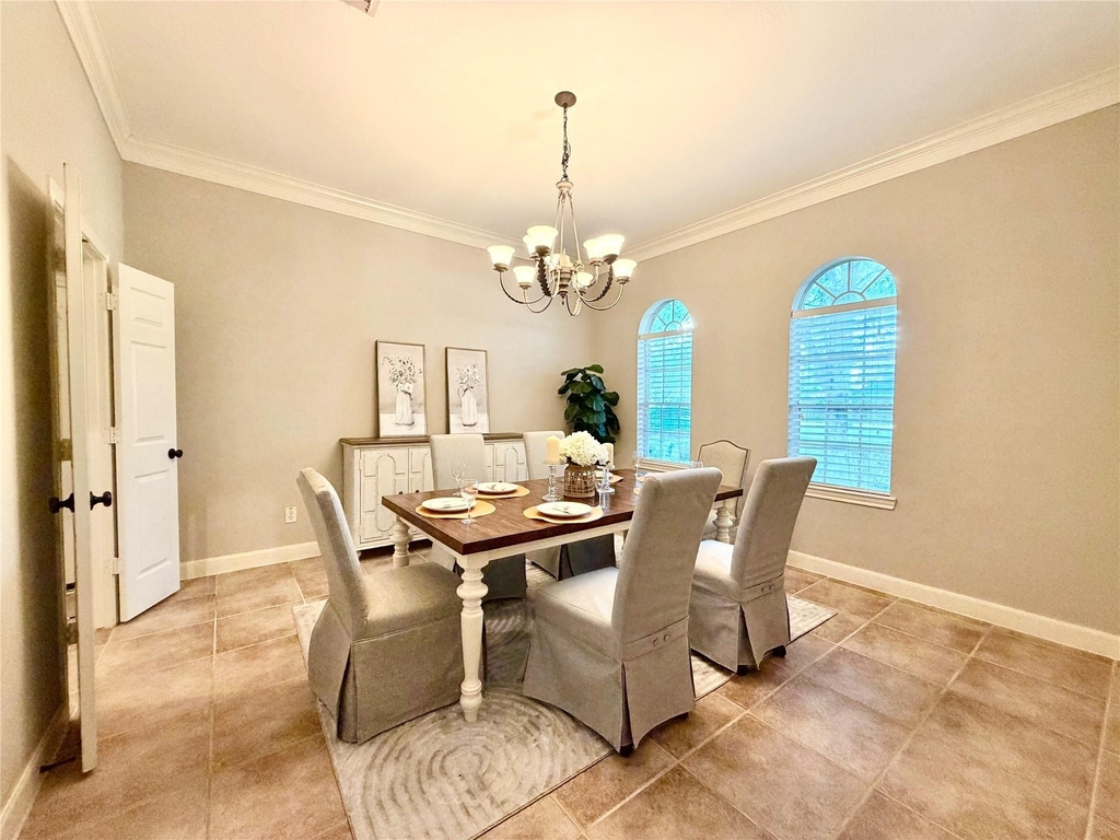 24527 Bay Hill Boulevard - Photo 10