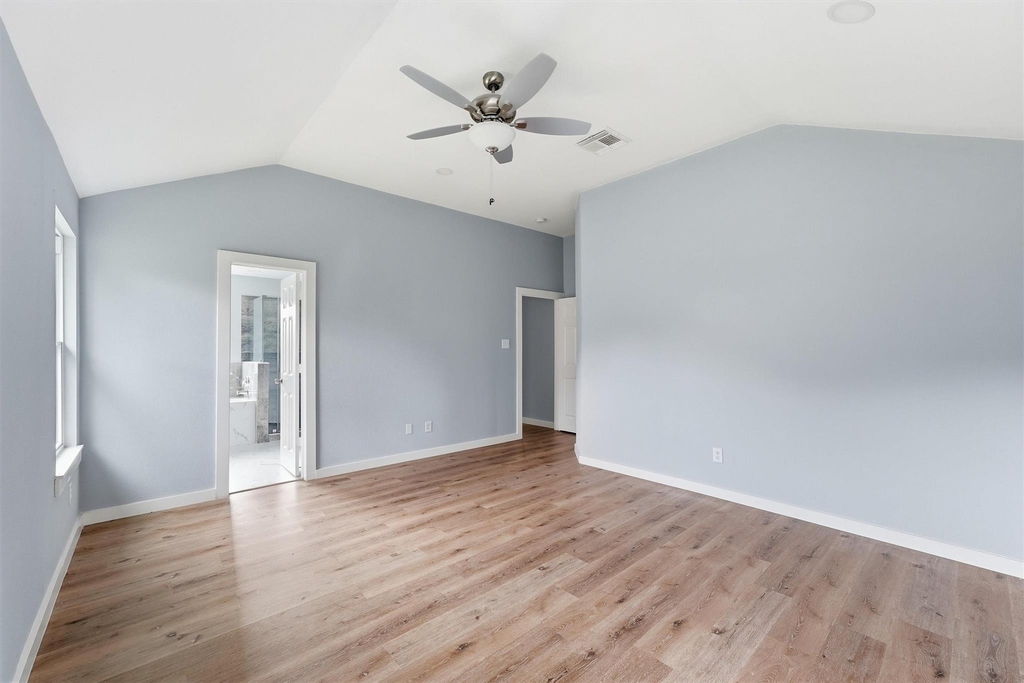 25414 Barmby Drive - Photo 11