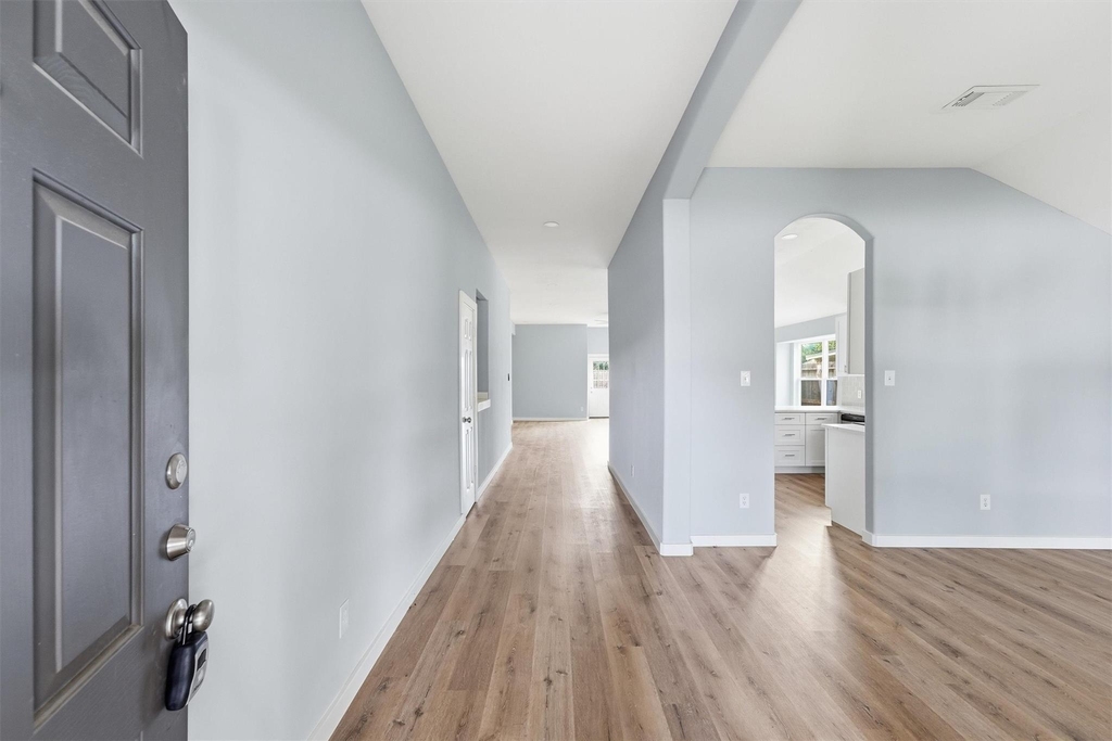 25414 Barmby Drive - Photo 1