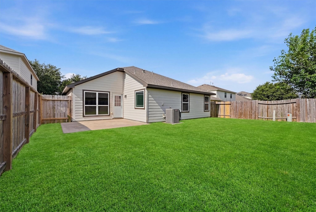 25414 Barmby Drive - Photo 21