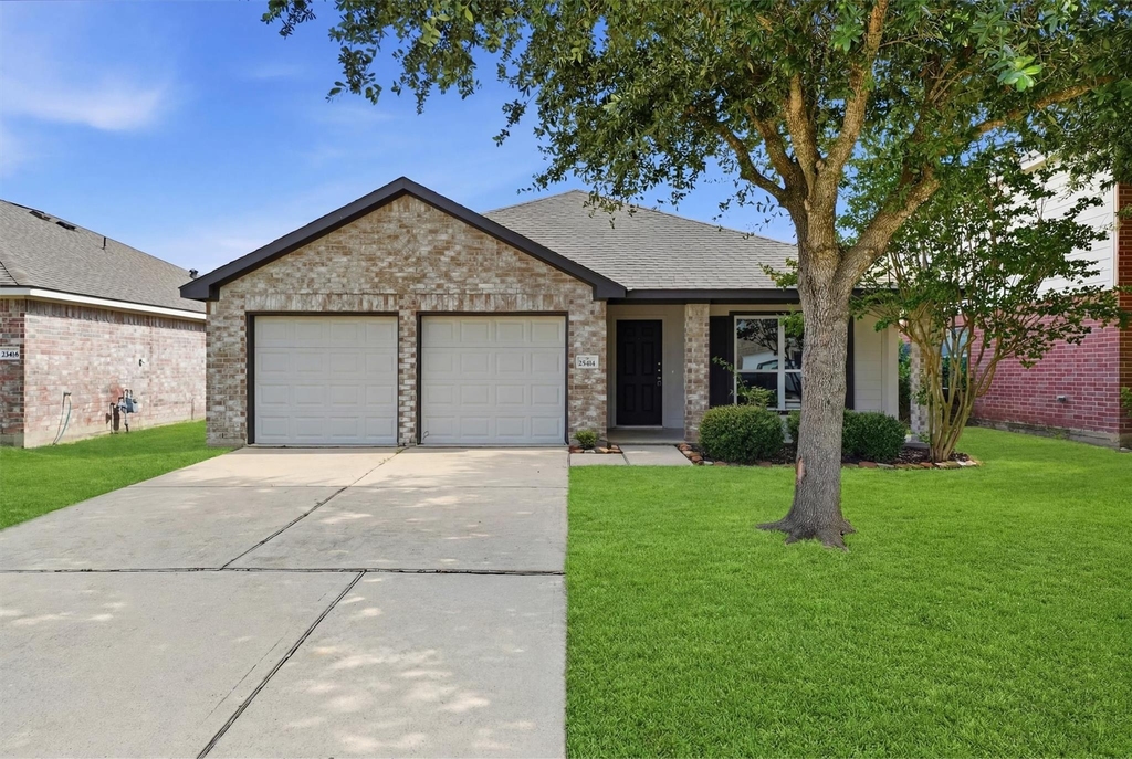 25414 Barmby Drive - Photo 0