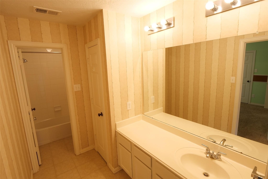 22719 Sierra Lake Court - Photo 31