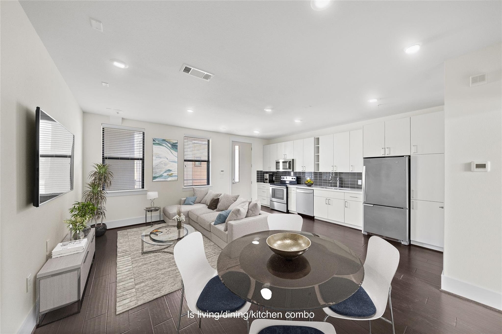 2401 Crawford Street - Photo 0