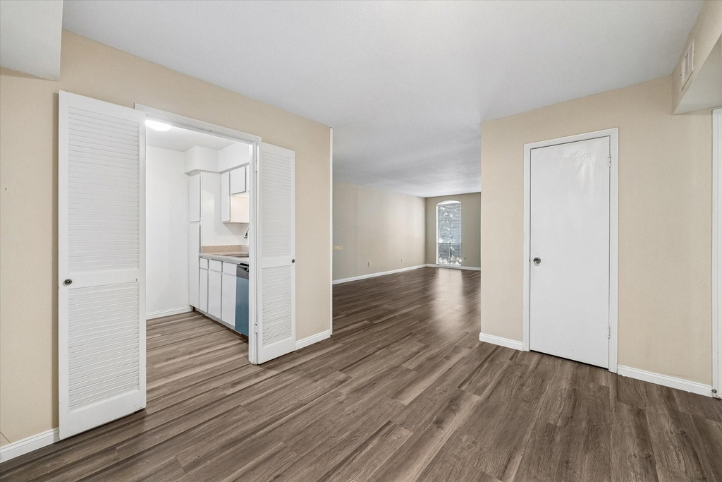 4647 Wild Indigo Street - Photo 8