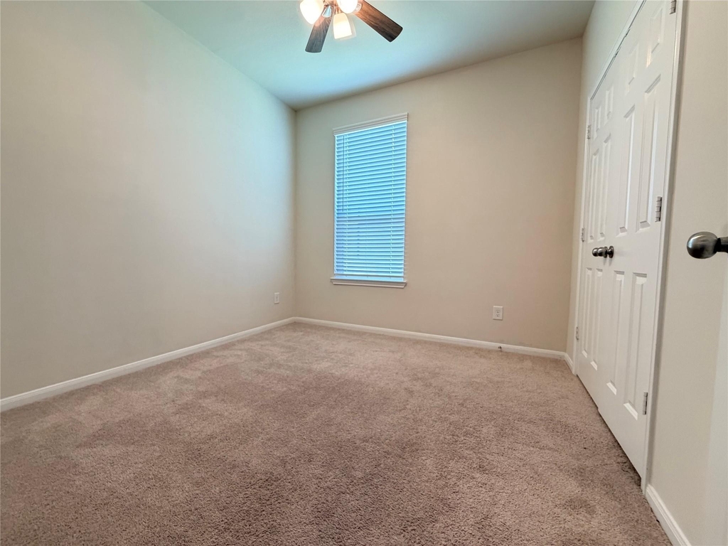 10233 Cleartide Lane - Photo 10