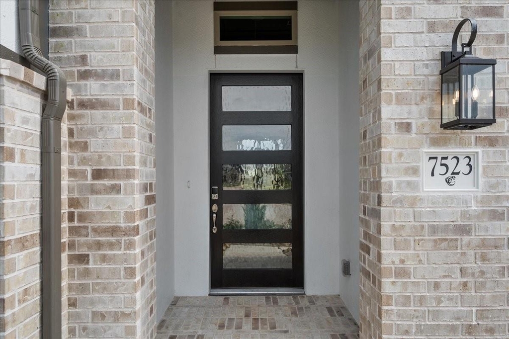 7523 Mariposa Way - Photo 3