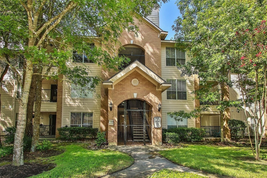 8051 Bay Branch Drive - Photo 2