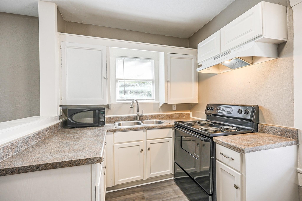 216 Redan Street - Photo 11