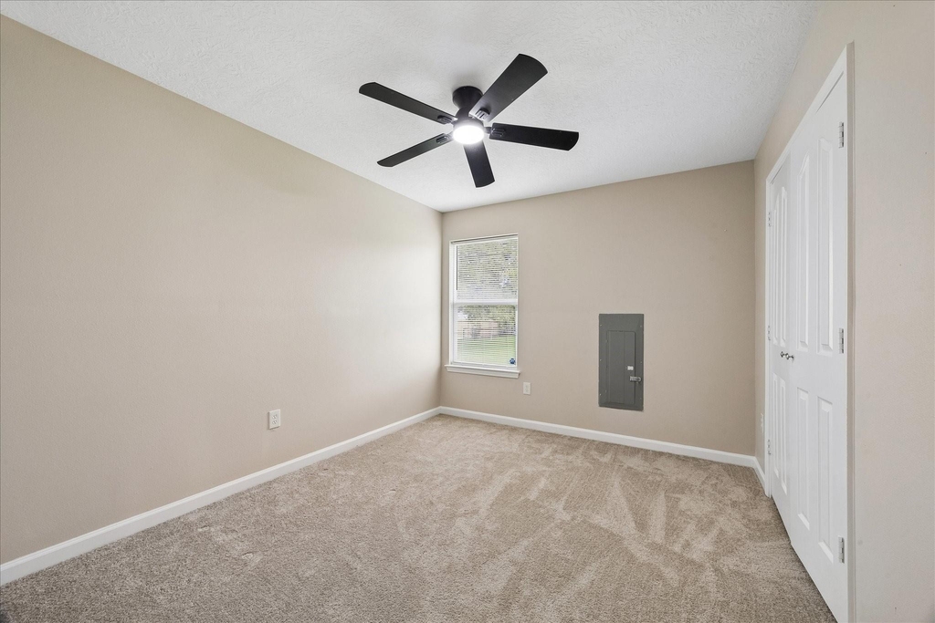 2617 29th Avenue N - Photo 7