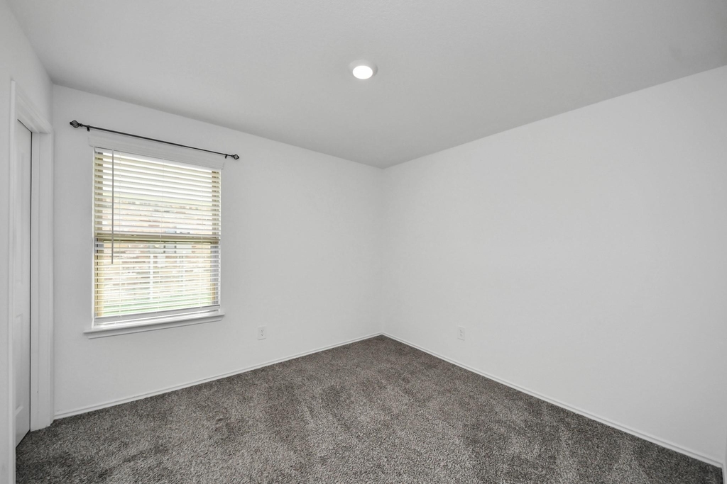 21314 Sleepy Willow Street - Photo 25