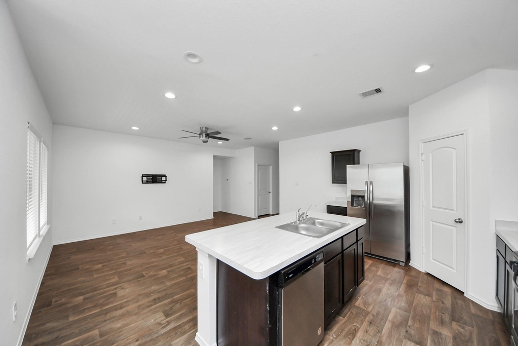 21314 Sleepy Willow Street - Photo 12