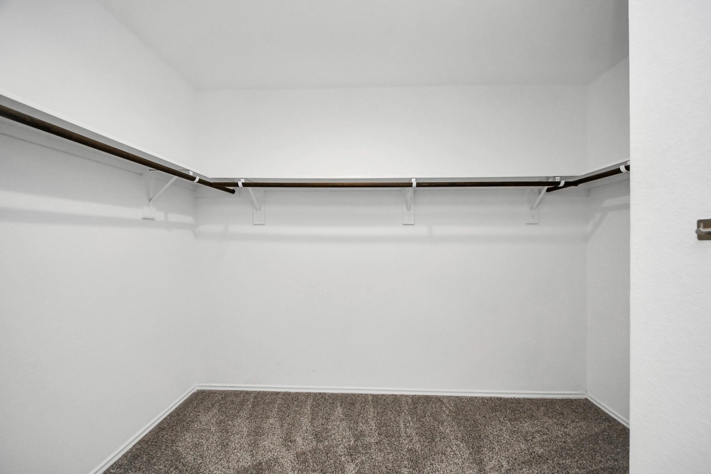 21314 Sleepy Willow Street - Photo 20