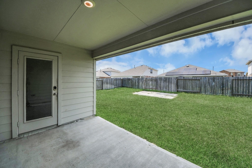 21314 Sleepy Willow Street - Photo 31