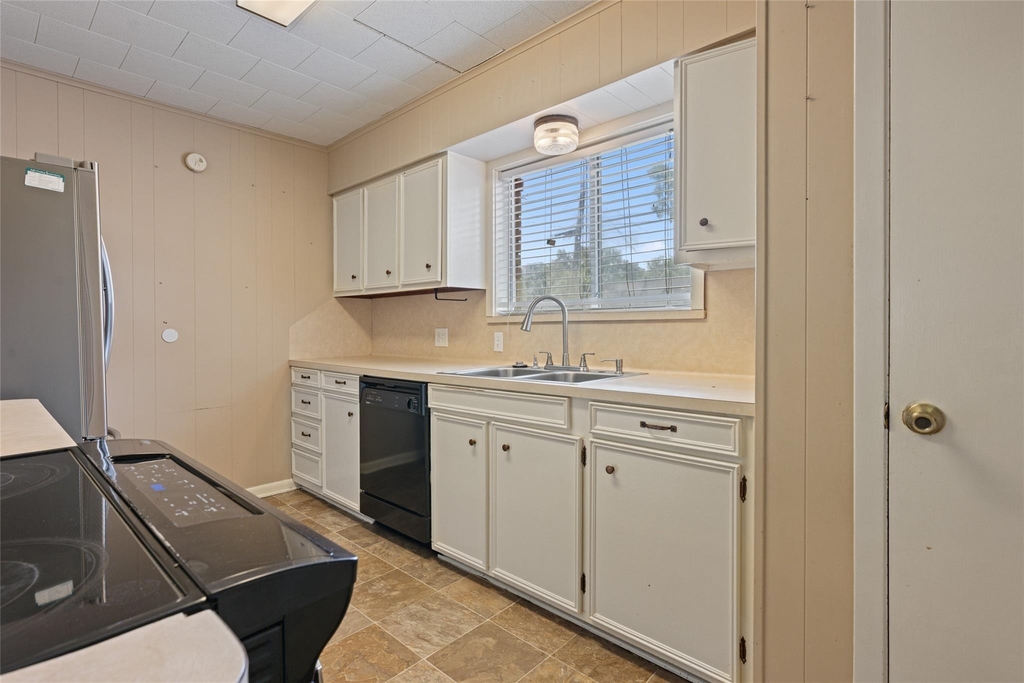 3808 Avenue O - Photo 17