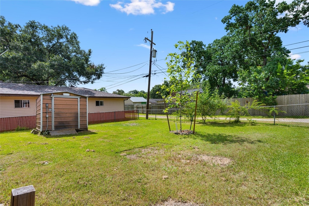 3808 Avenue O - Photo 31