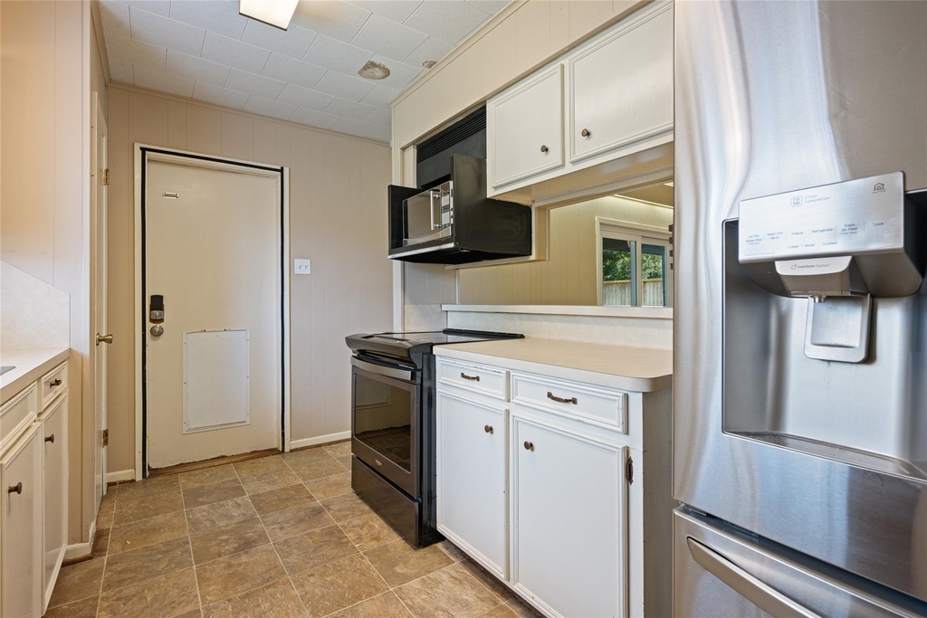 3808 Avenue O - Photo 19