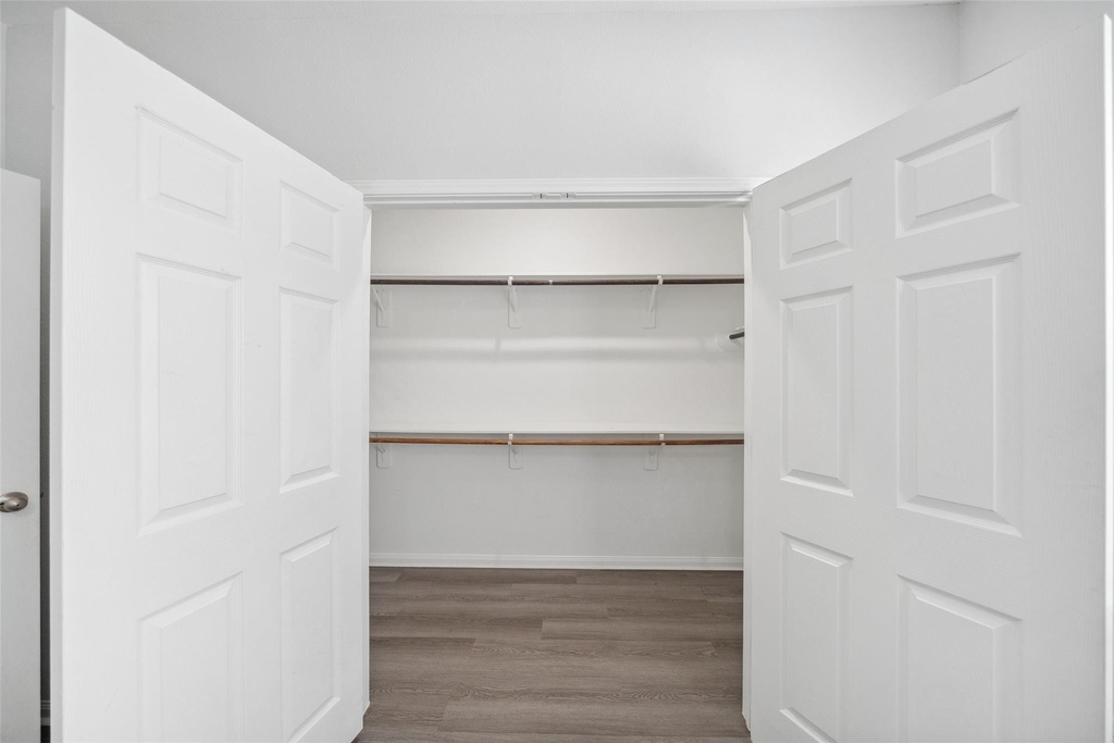 9018 Everglade Drive - Photo 16