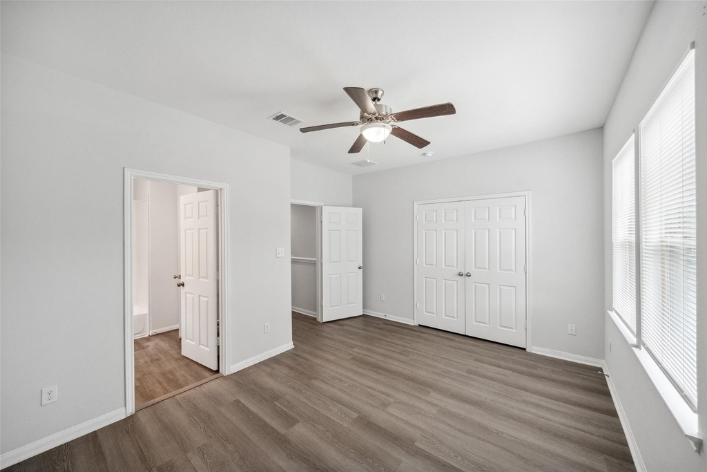 9018 Everglade Drive - Photo 18
