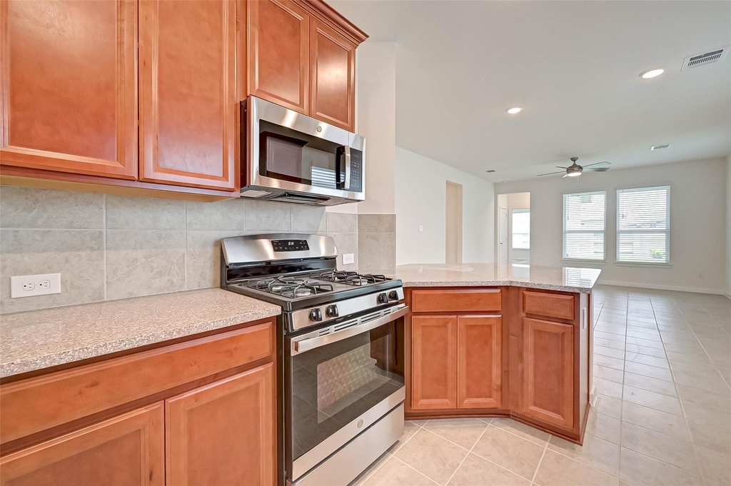 8022 Pinebrook Arbor Court - Photo 17
