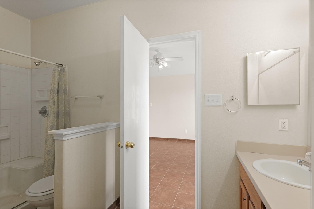 1907 Wooded Acres Drive - Photo 9