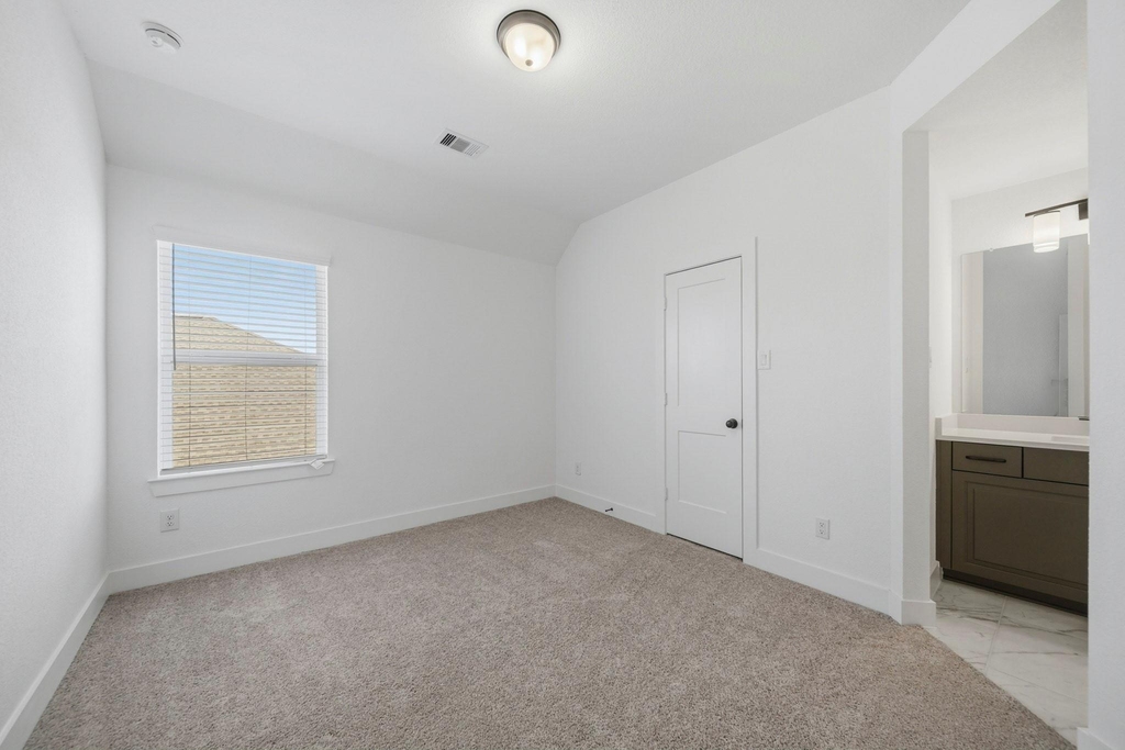 7422 Netherfield Lane - Photo 18