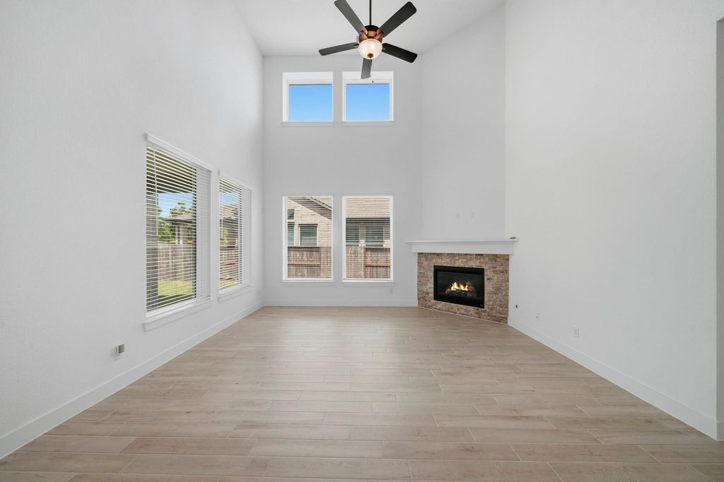 7422 Netherfield Lane - Photo 8