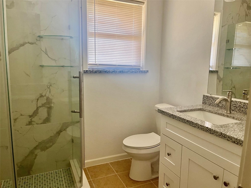 122 22nd Avenue N - Photo 8