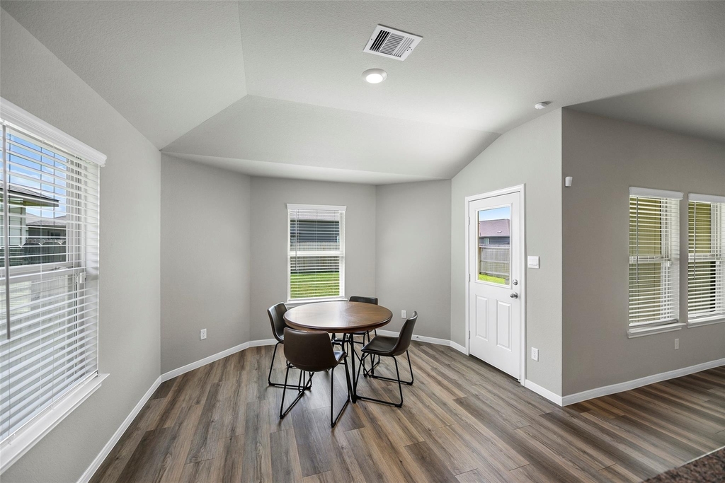 5333 Samuel Run - Photo 6