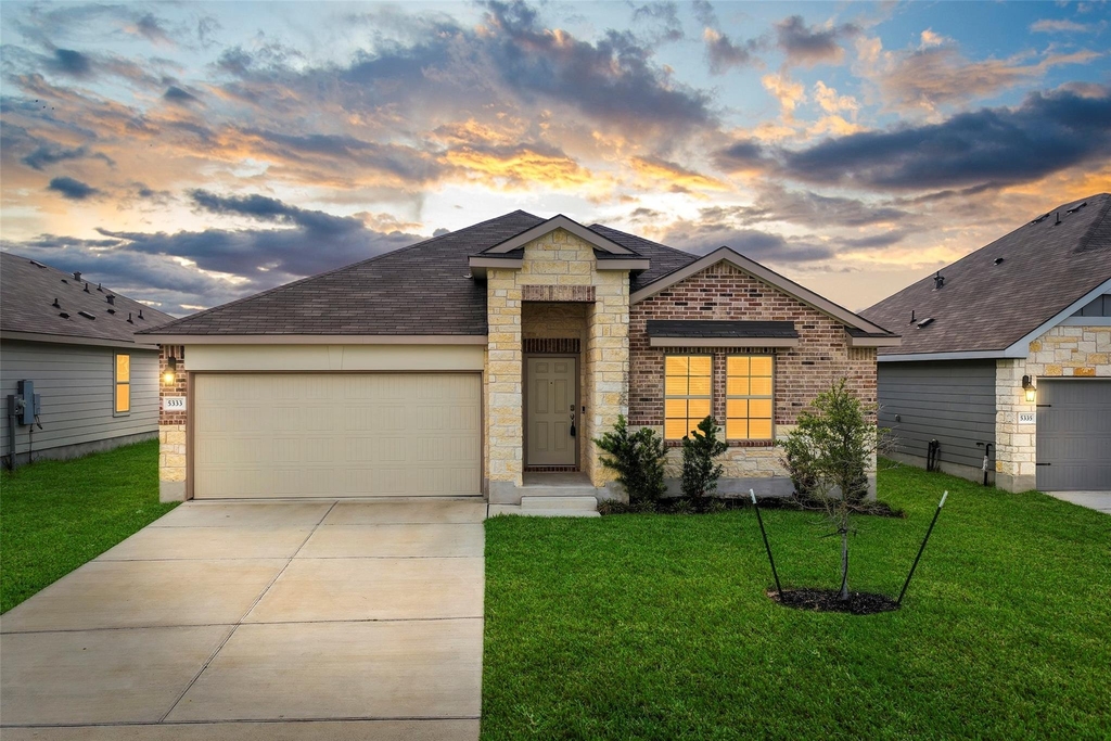 5333 Samuel Run - Photo 0