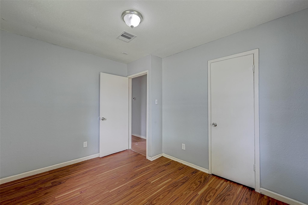 3406 Saint Benedict Street - Photo 11
