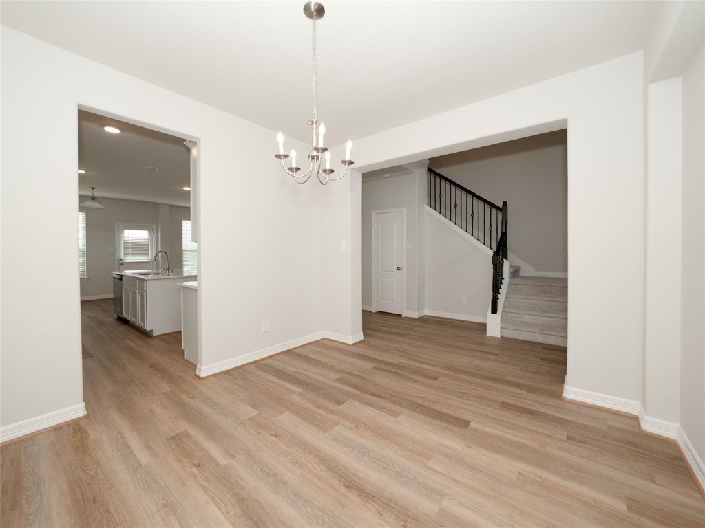 8231 Red Shinner Way - Photo 11