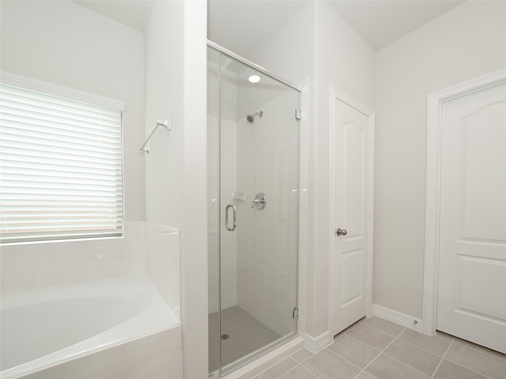8231 Red Shinner Way - Photo 18