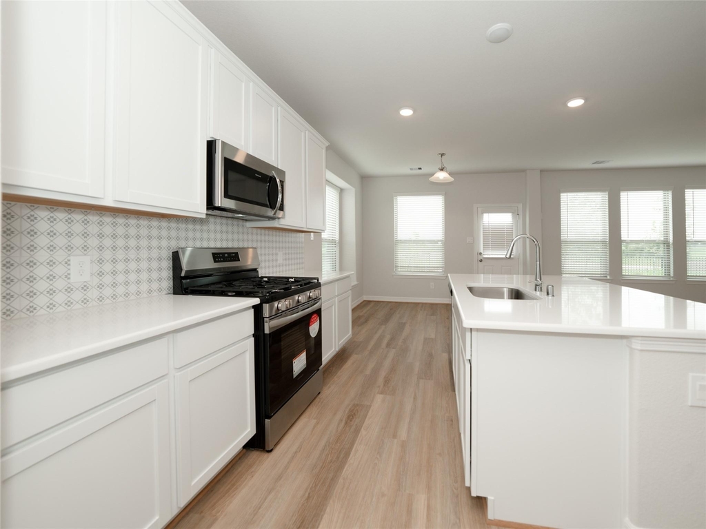 8231 Red Shinner Way - Photo 30