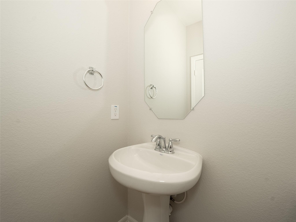 8231 Red Shinner Way - Photo 25