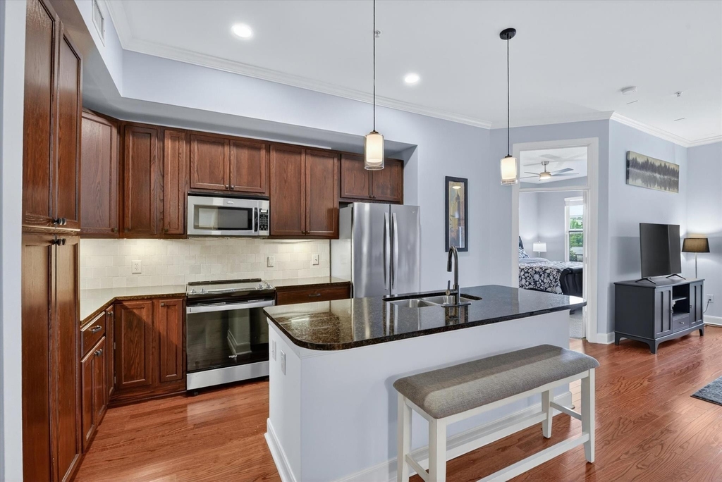 300 St Joseph Parkway - Photo 2