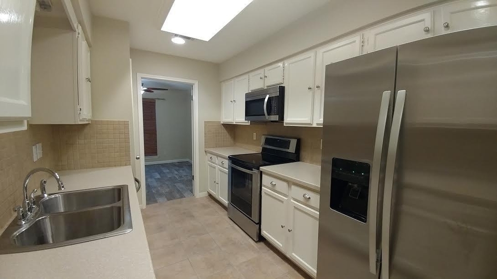 9 N Deerfoot Circle - Photo 1