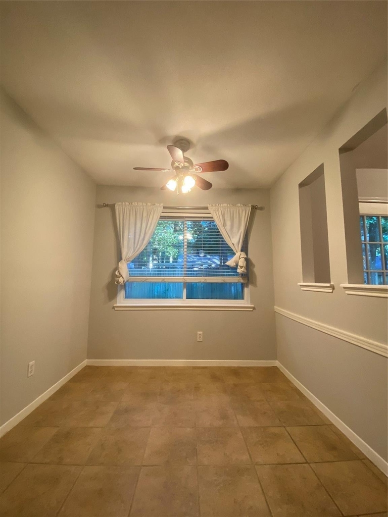 9 N Deerfoot Circle - Photo 17