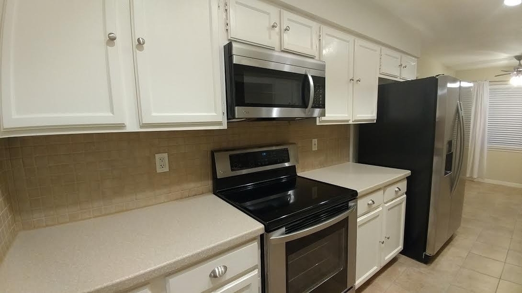 9 N Deerfoot Circle - Photo 2