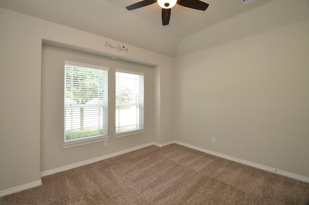 11134 Honeysuckle Haven Drive - Photo 8