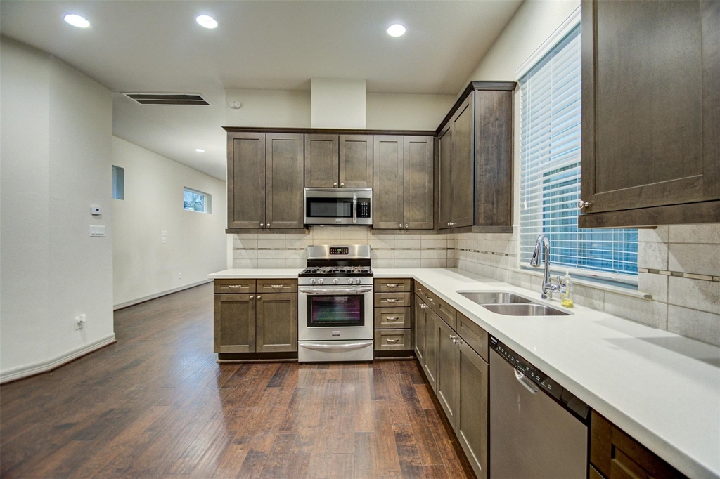 5941 Kansas Street - Photo 7