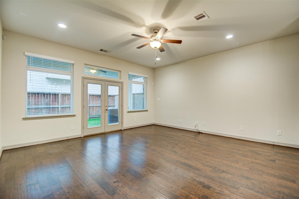 5941 Kansas Street - Photo 19
