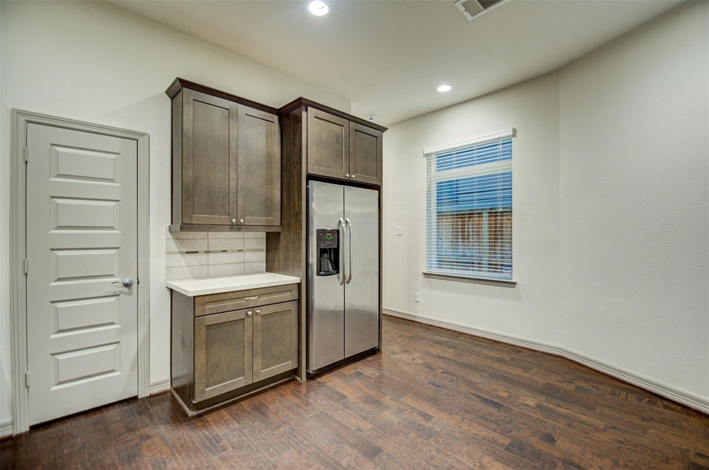 5941 Kansas Street - Photo 8