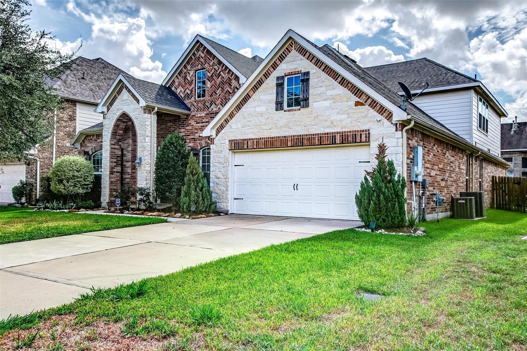 623 Orlandis Lane - Photo 0