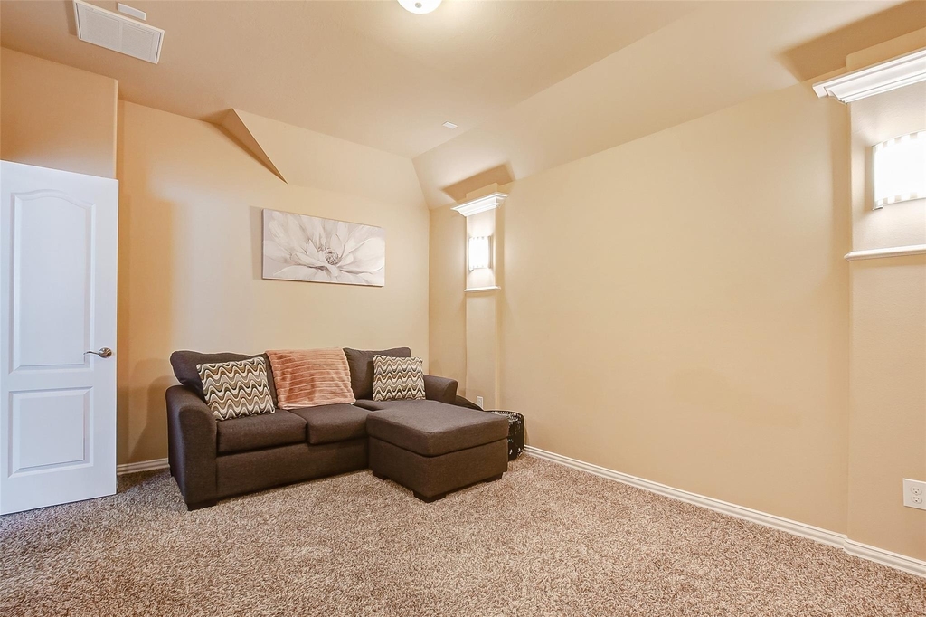 623 Orlandis Lane - Photo 32