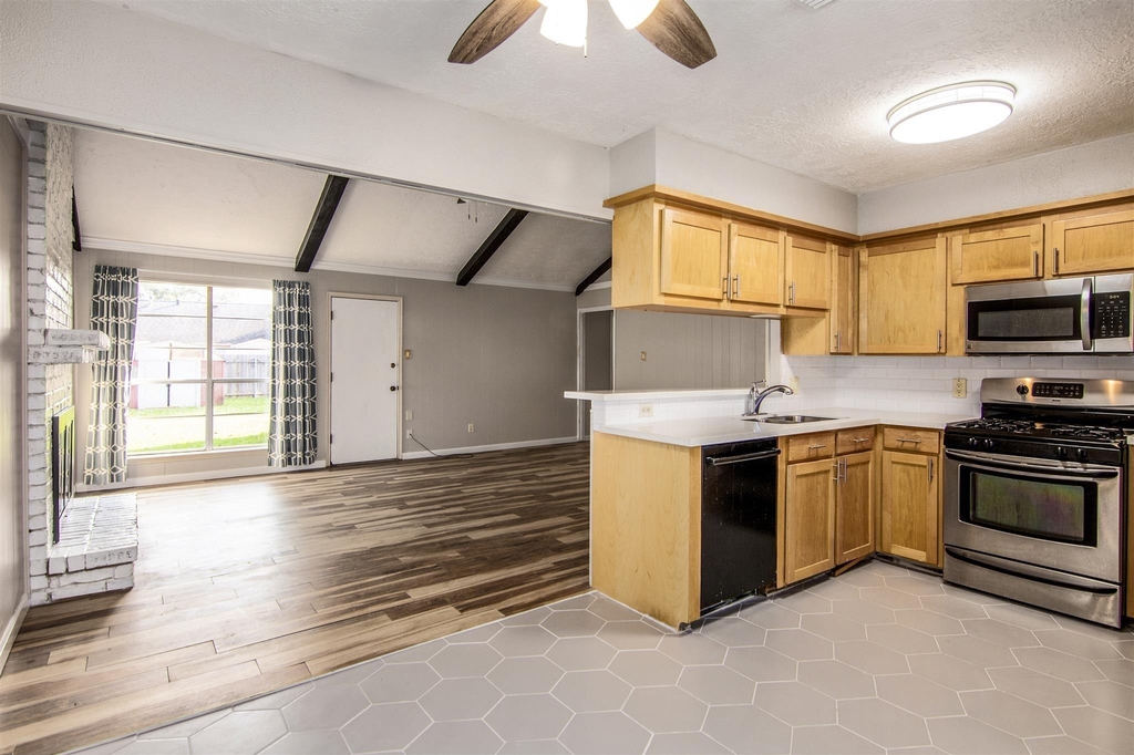 4305 Fairway Street - Photo 7
